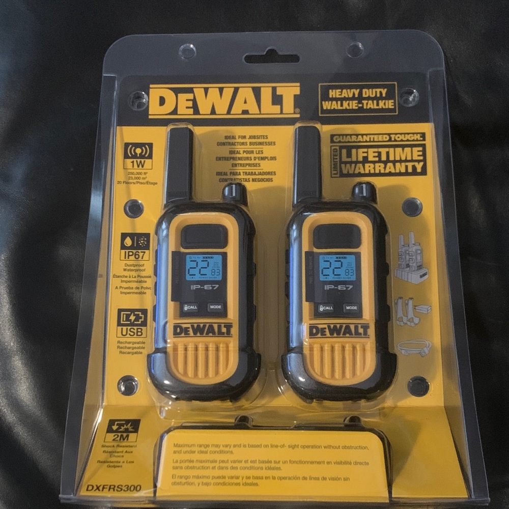 NWT DeWALT Heavy Duty Walkie-Talkie